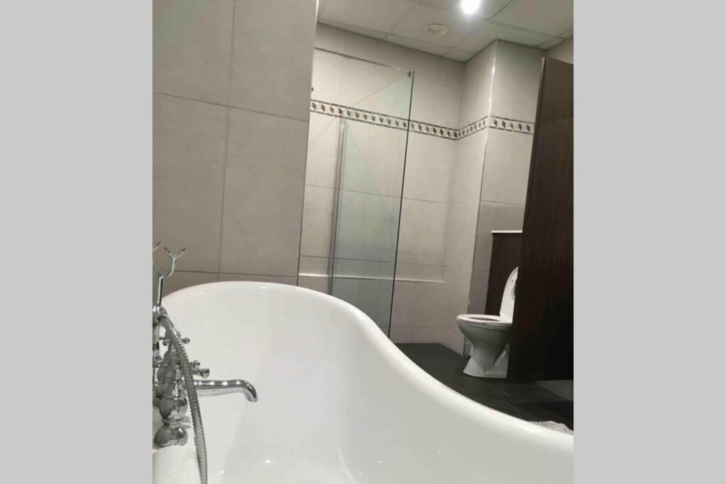 The Loft @ Clifden Bay Apartments ภายนอก รูปภาพ